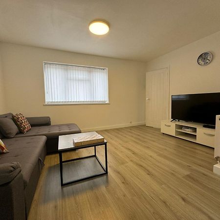 Superb Cozy House In Warrington Βίλα Εξωτερικό φωτογραφία