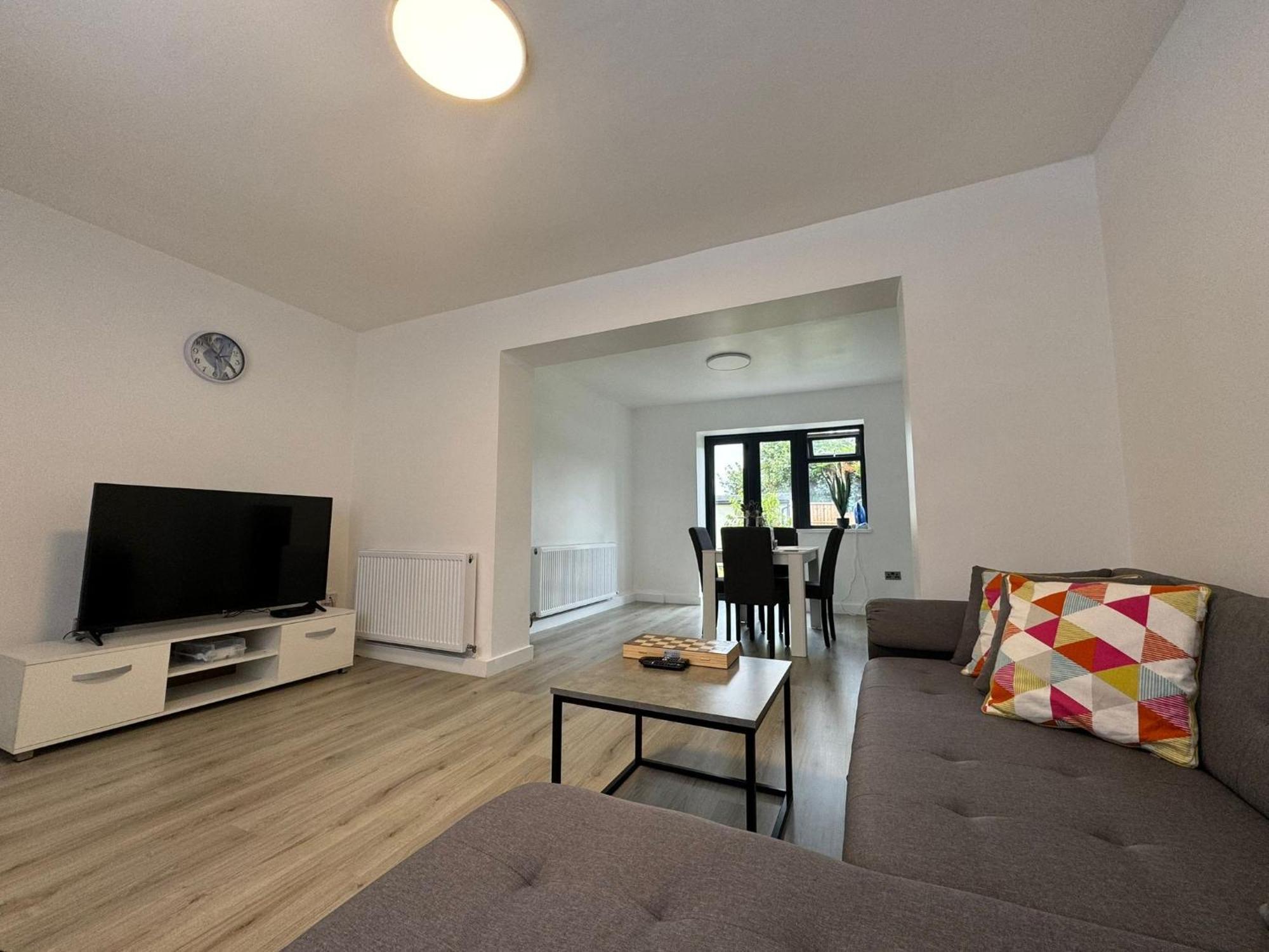 Superb Cozy House In Warrington Βίλα Εξωτερικό φωτογραφία