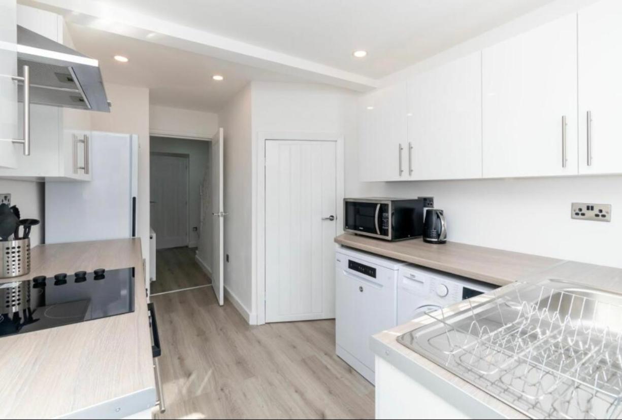 Superb Cozy House In Warrington Βίλα Εξωτερικό φωτογραφία