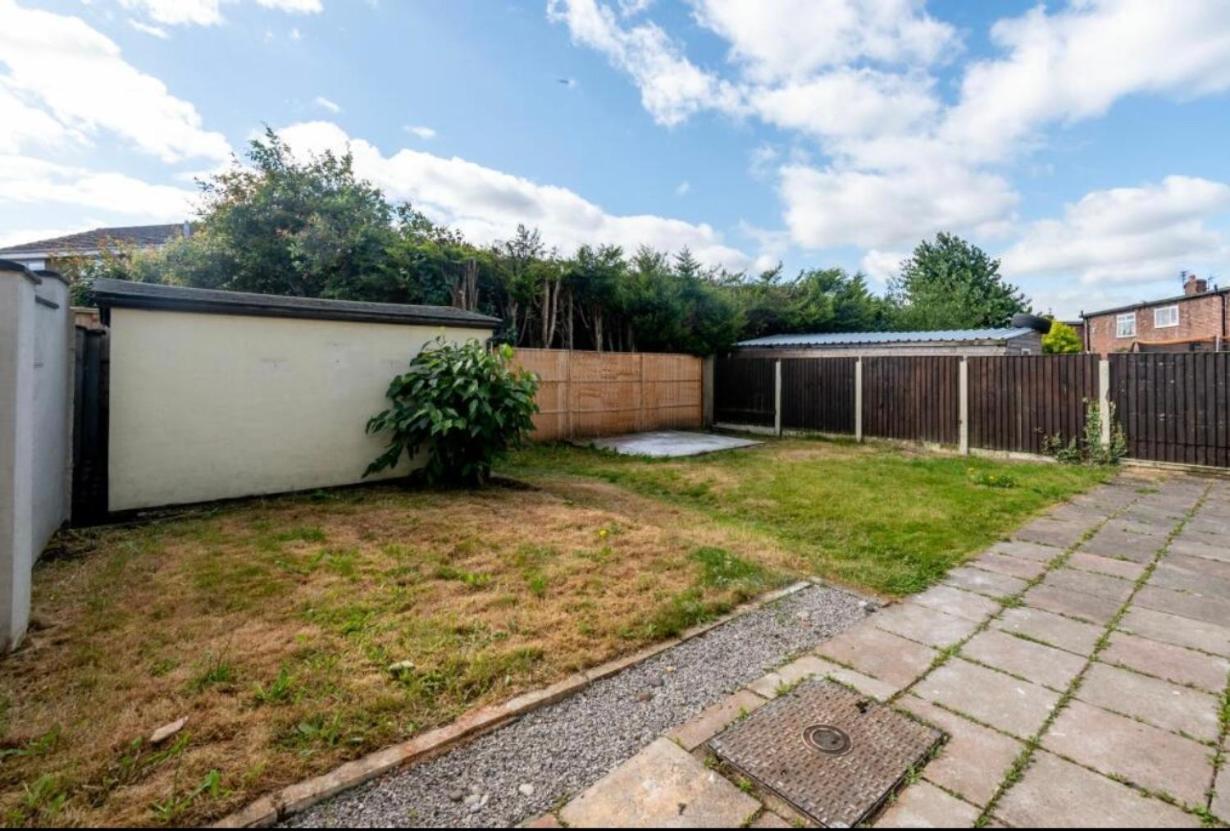 Superb Cozy House In Warrington Βίλα Εξωτερικό φωτογραφία